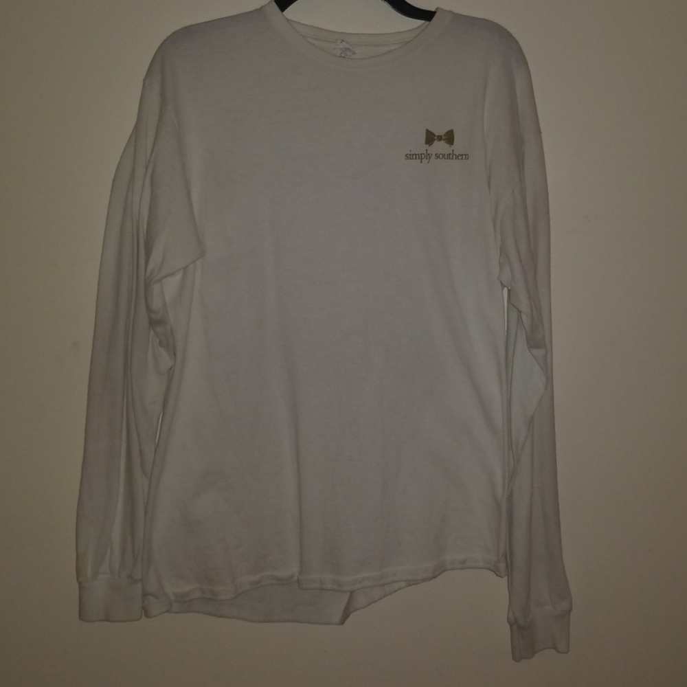 White long sleeve tshirt